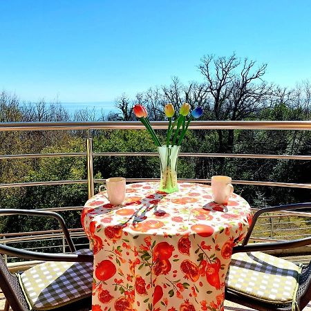 Starry Night - Smart Tv, Extra Big Bed, Big Bathtub, Private Parking, Sea View, Wifi, 2Bedrooms Volosko Exterior foto