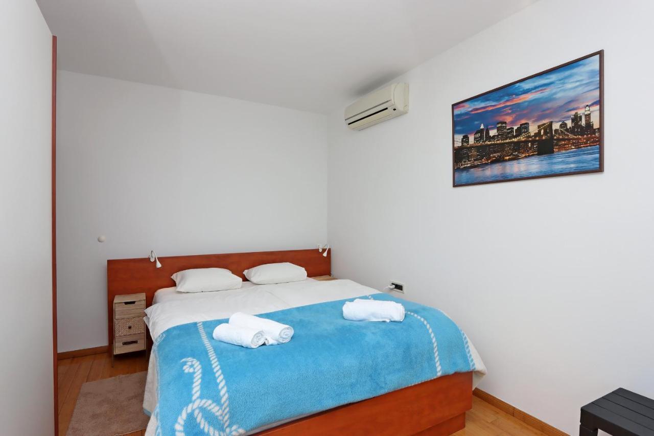 Starry Night - Smart Tv, Extra Big Bed, Big Bathtub, Private Parking, Sea View, Wifi, 2Bedrooms Volosko Exterior foto