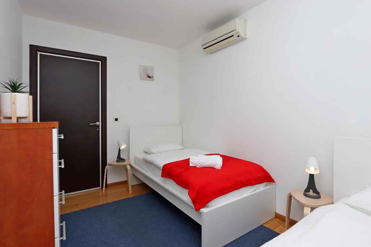 Starry Night - Smart Tv, Extra Big Bed, Big Bathtub, Private Parking, Sea View, Wifi, 2Bedrooms Volosko Exterior foto