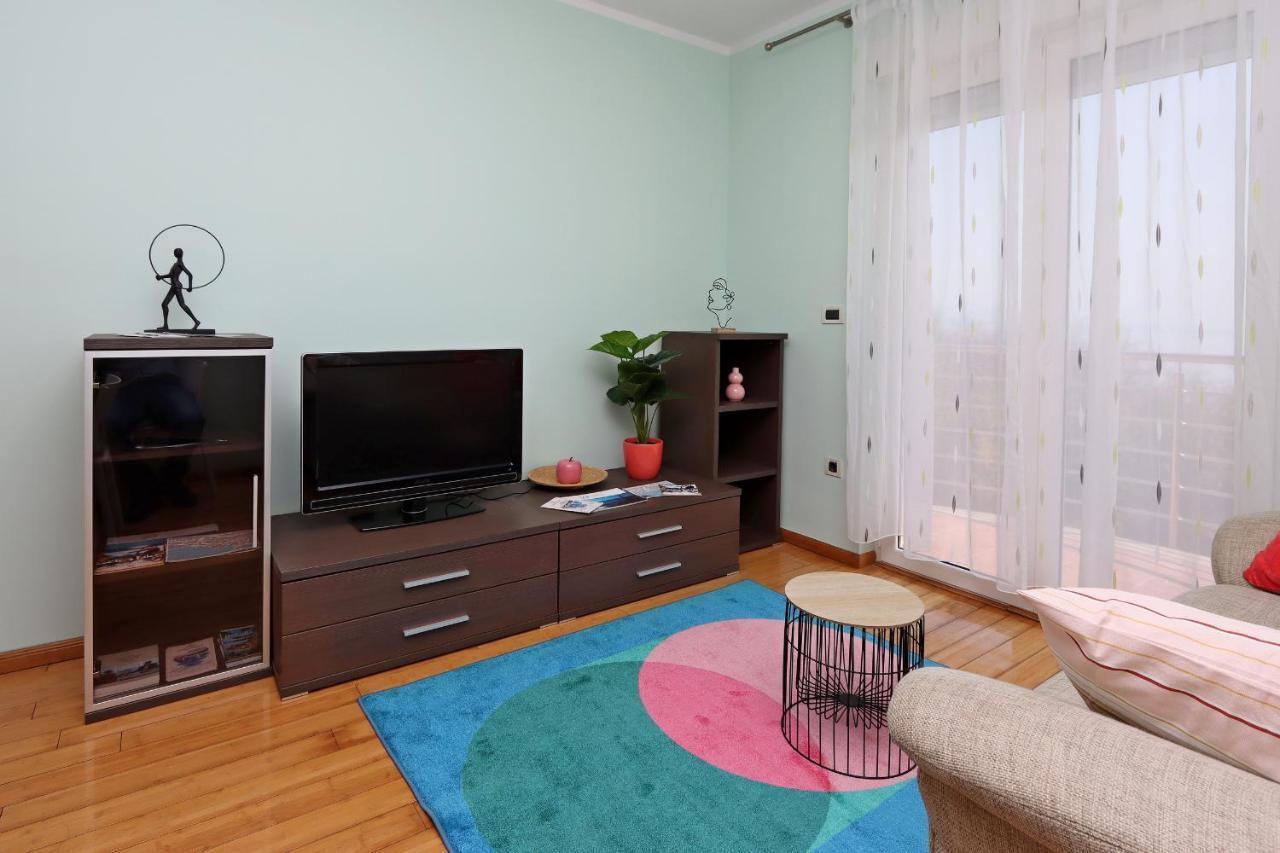 Starry Night - Smart Tv, Extra Big Bed, Big Bathtub, Private Parking, Sea View, Wifi, 2Bedrooms Volosko Exterior foto