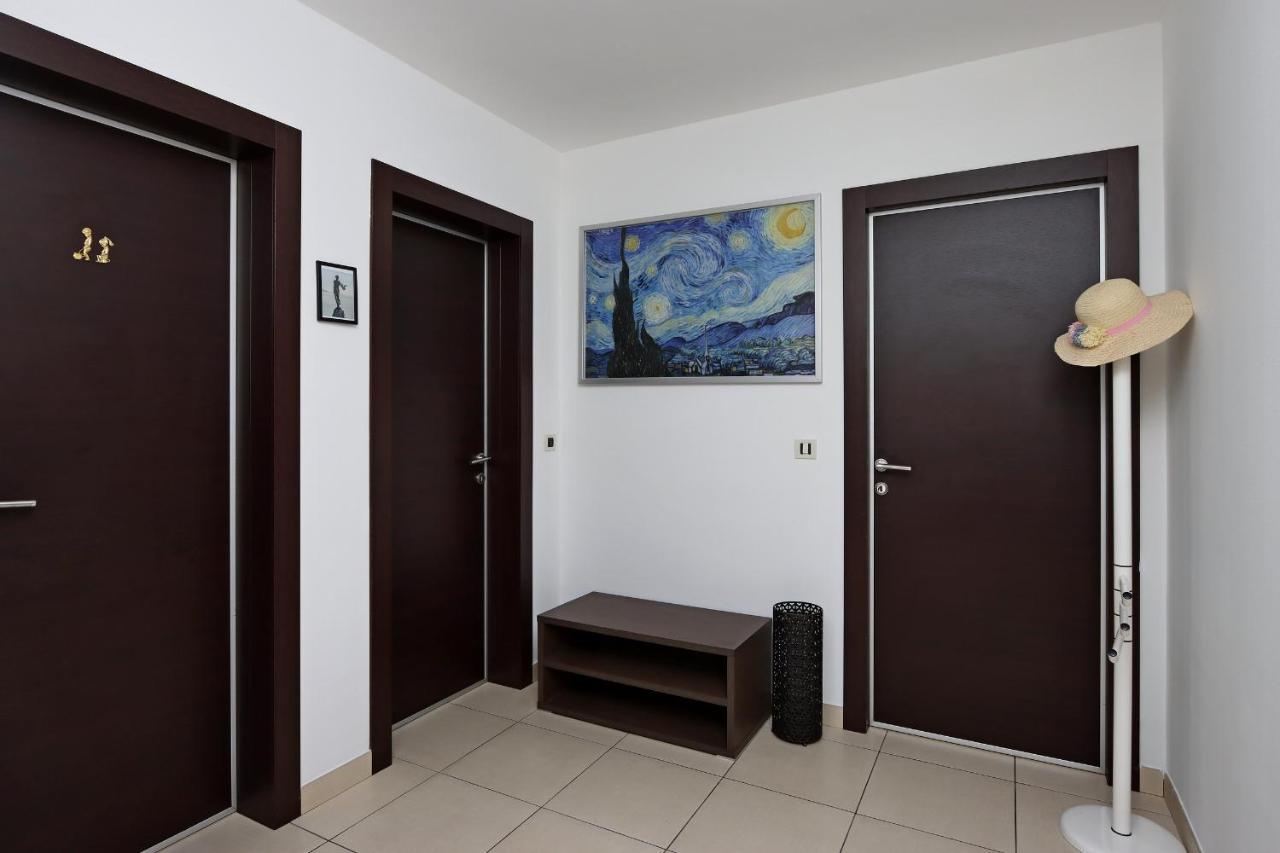 Starry Night - Smart Tv, Extra Big Bed, Big Bathtub, Private Parking, Sea View, Wifi, 2Bedrooms Volosko Exterior foto