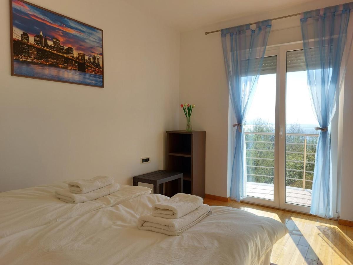 Starry Night - Smart Tv, Extra Big Bed, Big Bathtub, Private Parking, Sea View, Wifi, 2Bedrooms Volosko Exterior foto